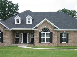 9001 Oakfield Dr, Statesboro, GA 30461