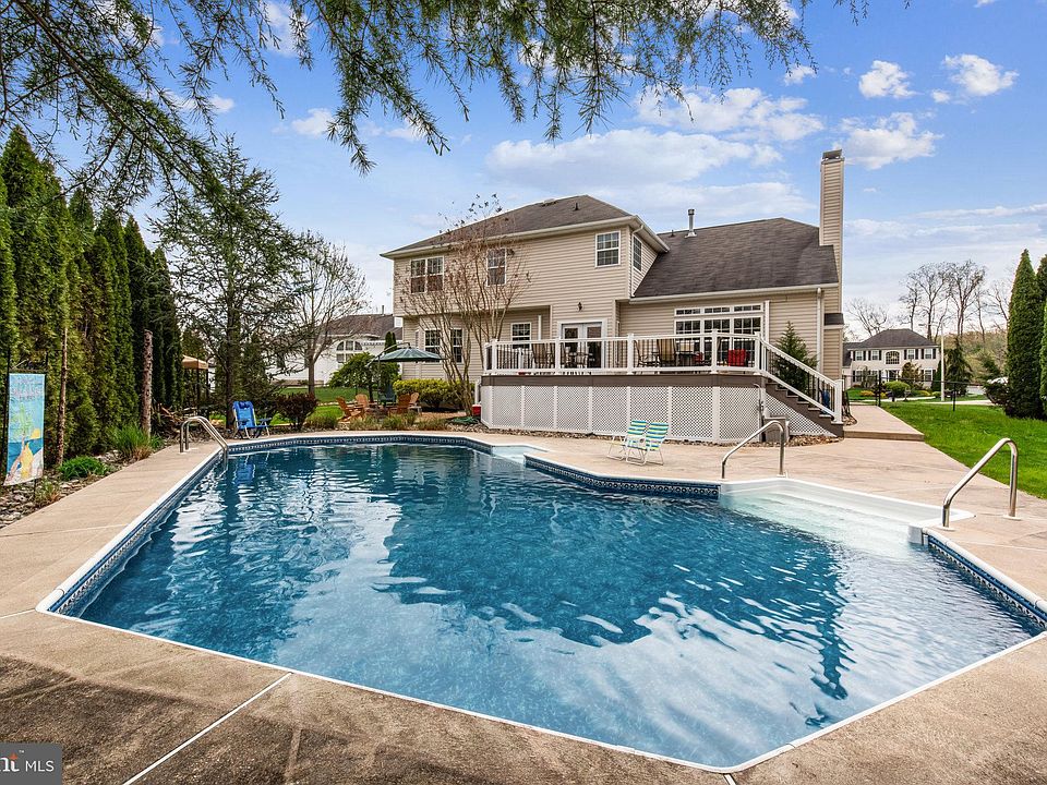 28 Lake Shore Dr, Glassboro, NJ 08028 Zillow