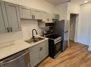 199 Union St #306, Saint John, NB E2L1A9