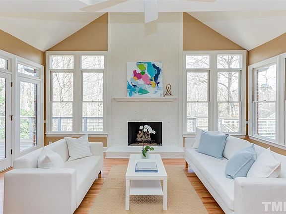 5th image of 108 Breckenridge Pl