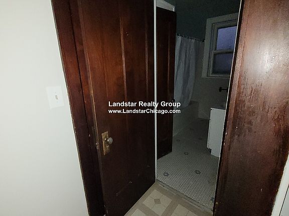 5th image of 4645.5 N Elston Ave #2E