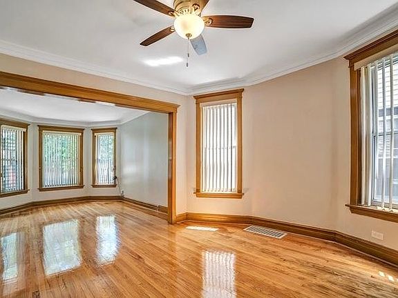3rd image of 2424 N Lawndale Ave #1
