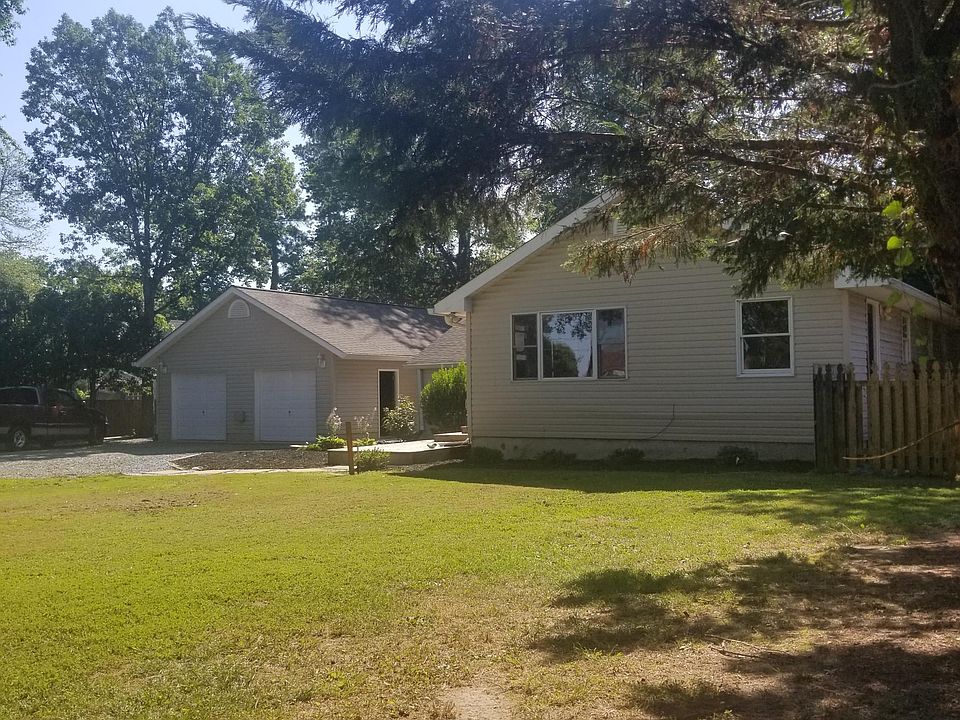 1st image of 619 Bayside Dr