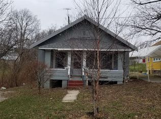 822 S 20th St, Centerville, IA 52544