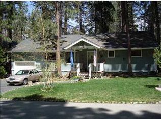 725 Crestwood Dr, Big Bear Lake, CA 92315