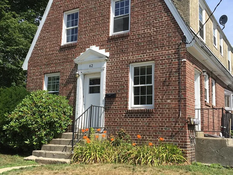 62 Raleigh Way — Photo 3