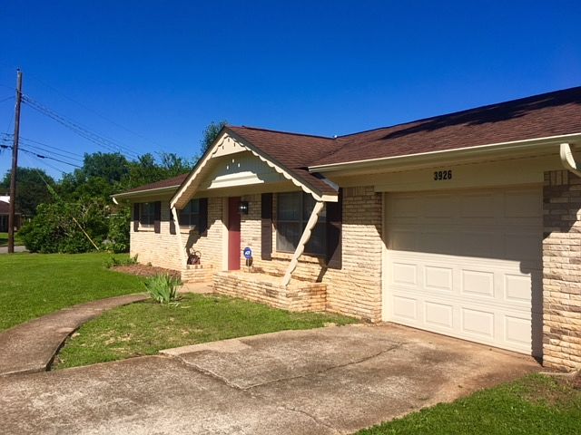 2nd image of 3926 McCalley Pl SW