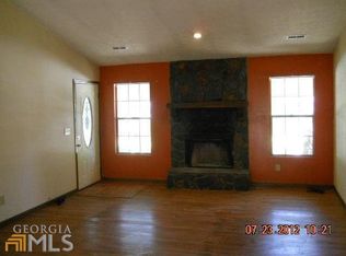 6604 River Glen Dr, Riverdale, GA 30296