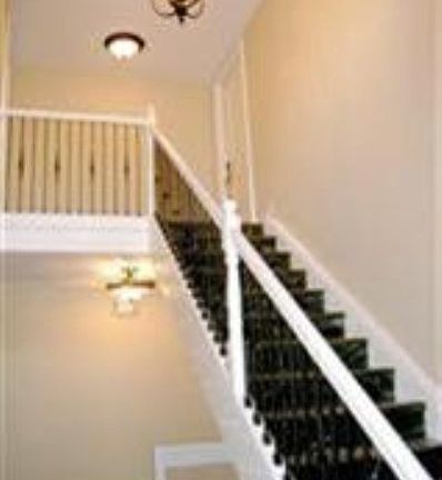 2nd image of 2551 Lakeshore Dr