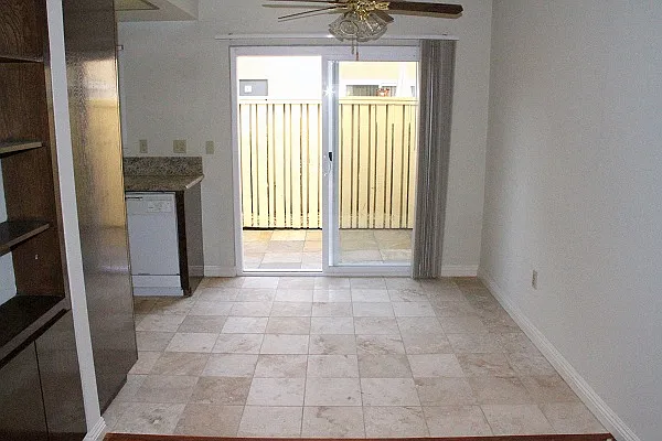 2110 Farrell Ave #8J — Photo 1