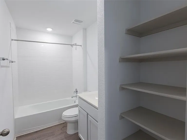 132 Fort Clark Springs Dr — Photo 4