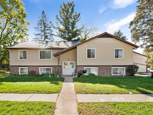114 W Grant St, Poynette, WI 53955