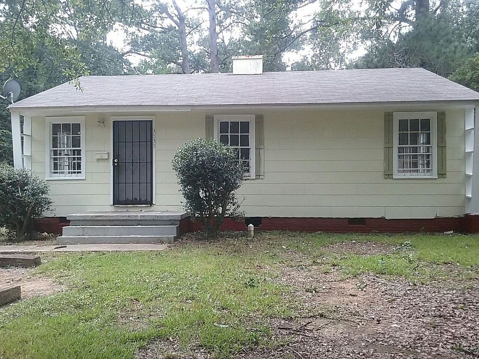 2nd image of 3535 Hines St