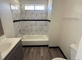 3525 O St APT 2, Bakersfield, CA 93301