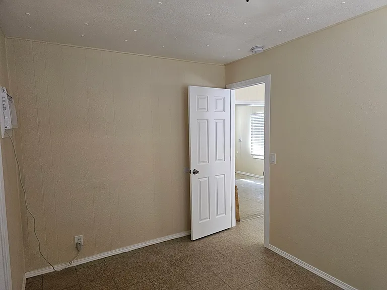 52291 Date Ave — Photo 9