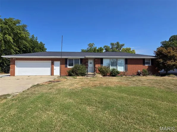 16201 Old Us Highway 50, Carlyle, IL 62231