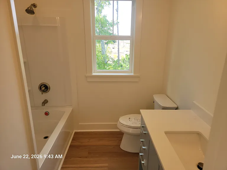 2nd level guest bath
