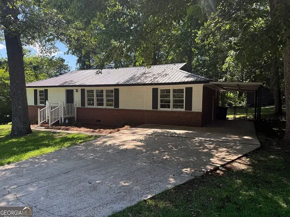 105 Dogwood Dr, Lagrange, GA 30241