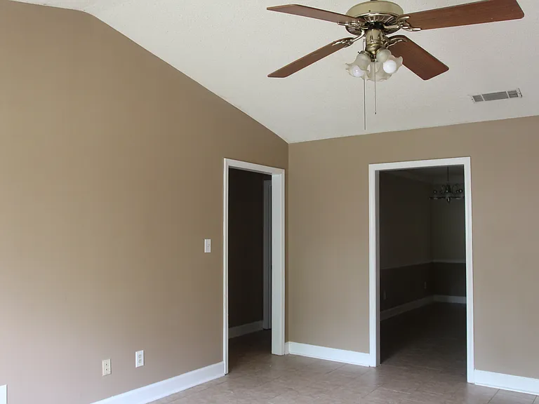 1207 Westwood Dr #A — Photo 1