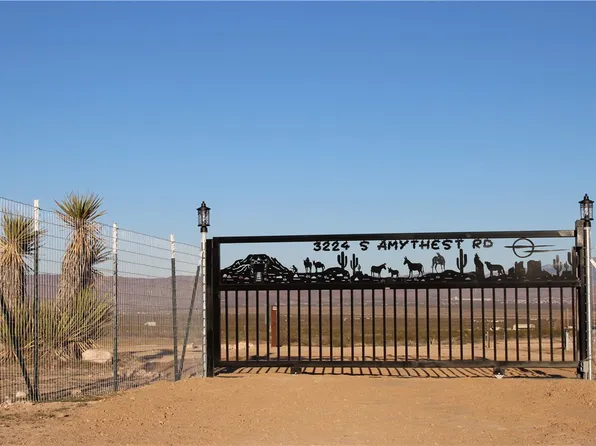 3224 S Amythest Rd, Golden Valley, AZ 86413