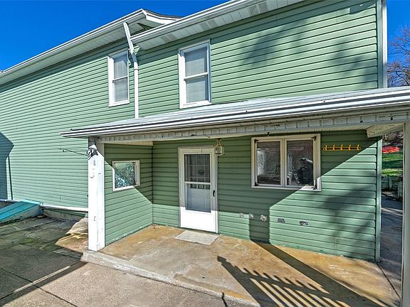 4th image of 413 N Prospect St