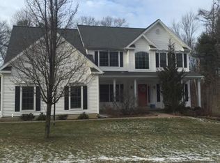 503 Kinns Rd, Clifton Park, NY 12065