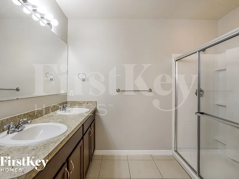 16736 Citrus Pkwy — Photo 10