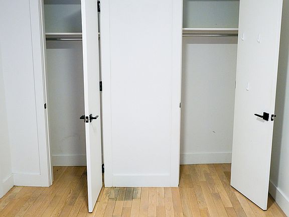 3rd image of 137 W 137th St #A6