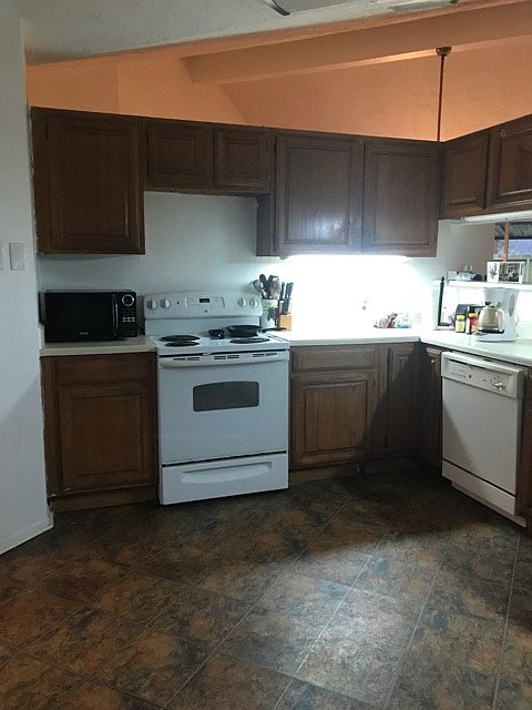 1st image of 316 Thistlewood Ct