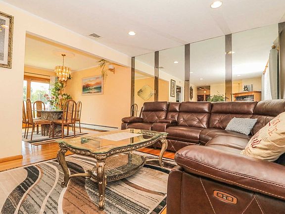 5th image of 256 Pleasantview Ct