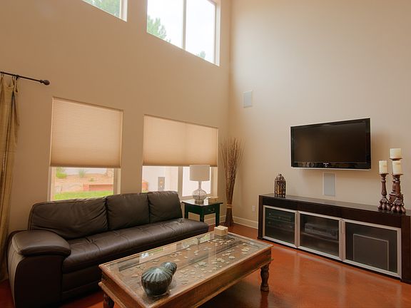 5th image of 6204 Peachtree Pl NE