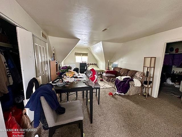 20471 Nicke St, photo 12