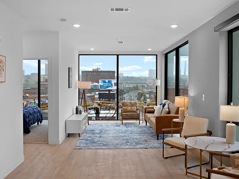 1827 Washington St #301 — Photo 10