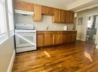 29 Stellman Rd FLOOR 3, Roslindale, MA 02131