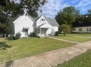 205 S Blakemore St, Paris, TN 38242