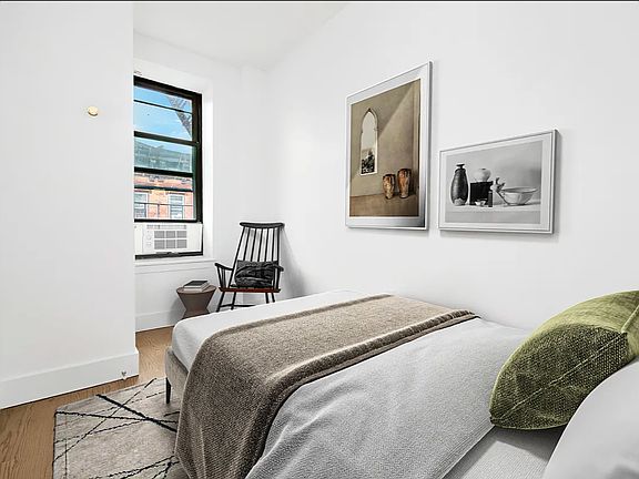 4th image of 75 Orchard St APT 31