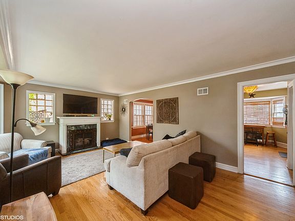 2nd image of 1807 N 75th Ct