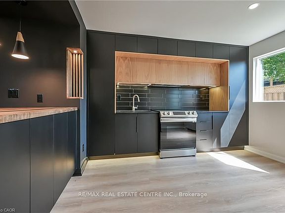 5th image of 43 Mahony Ave #3