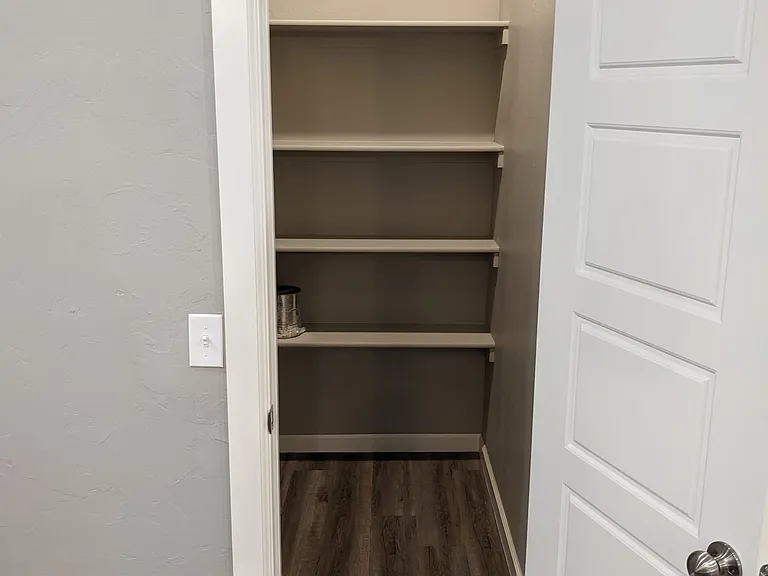 Kitchen Walk-in Pantry