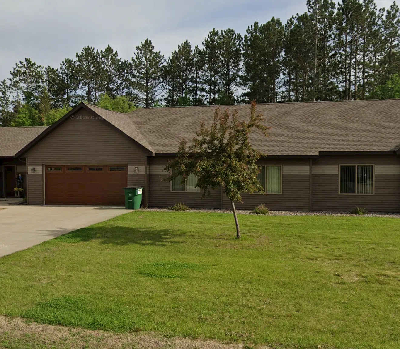 2 bed, 1000 sqft, $1,550 — Photo 2