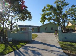 2909 Shell Ln, Fort Denaud, FL 33935