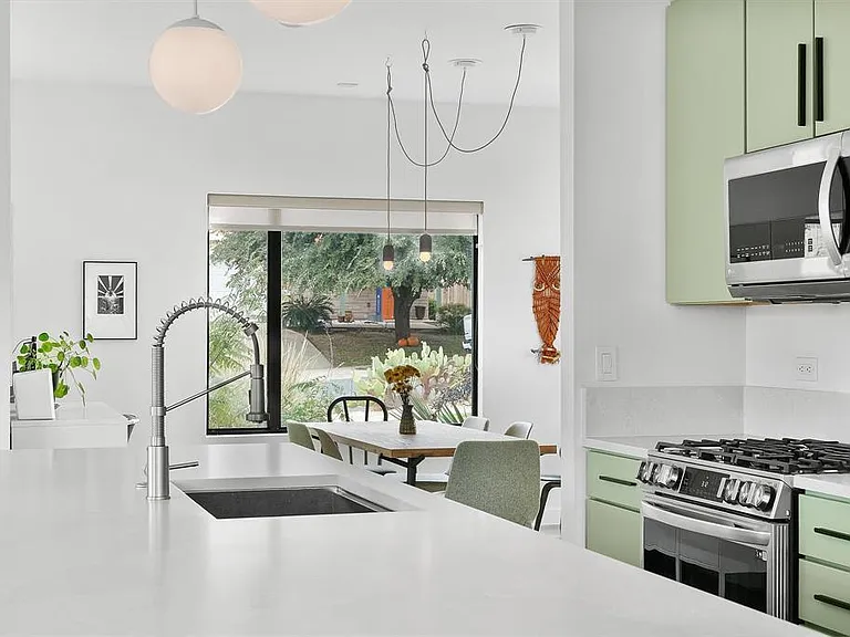 5725 Toscana Ave — Photo 10