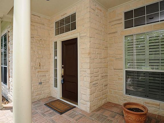 4th image of 17315 Holsberry Ct