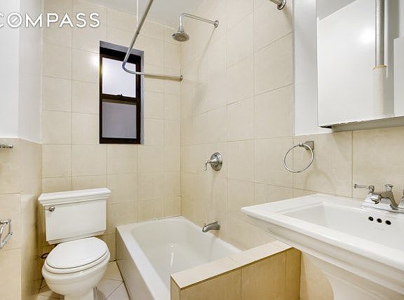 4th image of 2908 31st Ave APT B15