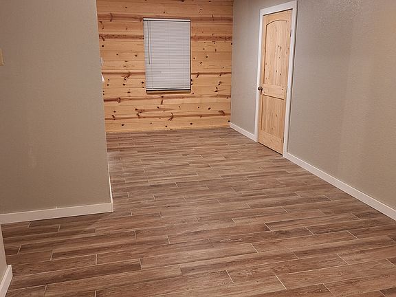 Living room/ Dining room