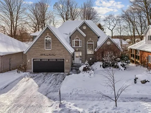629 Burning Bush Rd, Waterloo, ON N2V 2C4