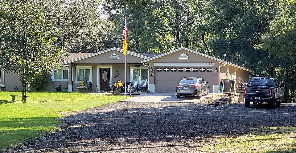 1st image of 2929 Junior Ave