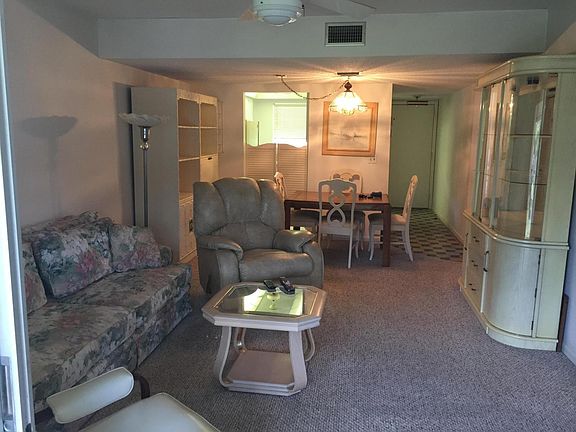 2nd image of 18081 SE Country Club Dr #33326