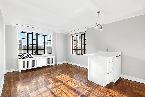 Rented by Corcoran | media 20