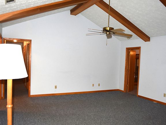 3rd image of 6110 Catalina Dr